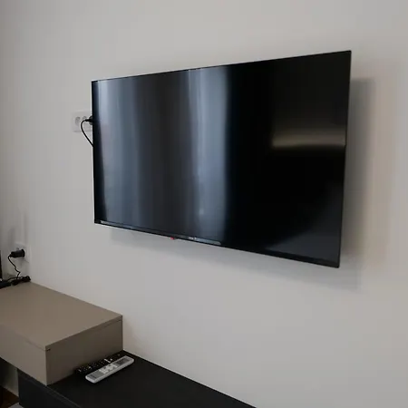 Kimmiy Garni بلغراد